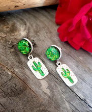 Load image into Gallery viewer, 0803 CACTUS SPARKLE CAB EARRINGS