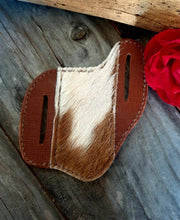 Load image into Gallery viewer, PANCAKE KNIFE POUCH - Hair On Hide - 3 Variations