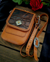 Load image into Gallery viewer, WESTERN STYLE CROSSBODY PURSE