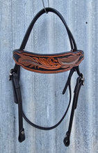 Load image into Gallery viewer, Dark Horse Collection - Feather Tooled Brow Headstall "Coyote"