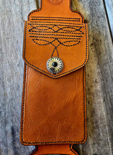 Load image into Gallery viewer, Rear Billet Phone Holder/Pouch - Tan with Black Boot Stitching and Concho