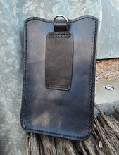 Load image into Gallery viewer, Western Style Tooled Phone or Saddle Pouch - Australian Brumby