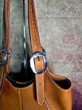 Load image into Gallery viewer, Handmade Genuine Leather Bag 'Painted Pair"