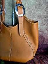 Load image into Gallery viewer, Handmade Genuine Leather Bag 'Painted Pair"
