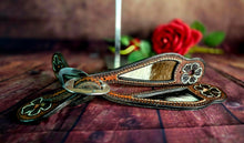 Load image into Gallery viewer, Genuine Leather Ladies Spur Straps with Hair On Hide Inlay and Tooling