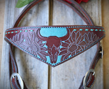 Load image into Gallery viewer, Dark Horse Collection - Tooled Wide Brown Leather Headstall "Blue Eyed Oak"