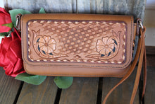 Load image into Gallery viewer, Genuine Leather Western Style Clutch with Tooling and Buck Stitching