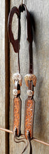 Load image into Gallery viewer, CARVED SHAPED EAR PEICE ONE EARRED HEADSTALL