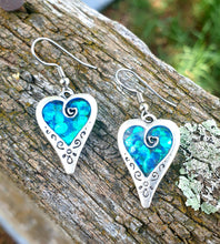 Load image into Gallery viewer, 0801 BLUE SPARKLE HEART EARRINGS