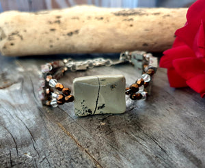 CRAZY HORSE STONE BRACELET - Unique