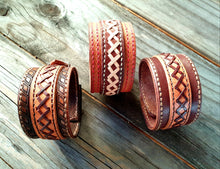 Load image into Gallery viewer, Mens/Womens Genuine Leather Cowboy Style Cuff - Adjustable
