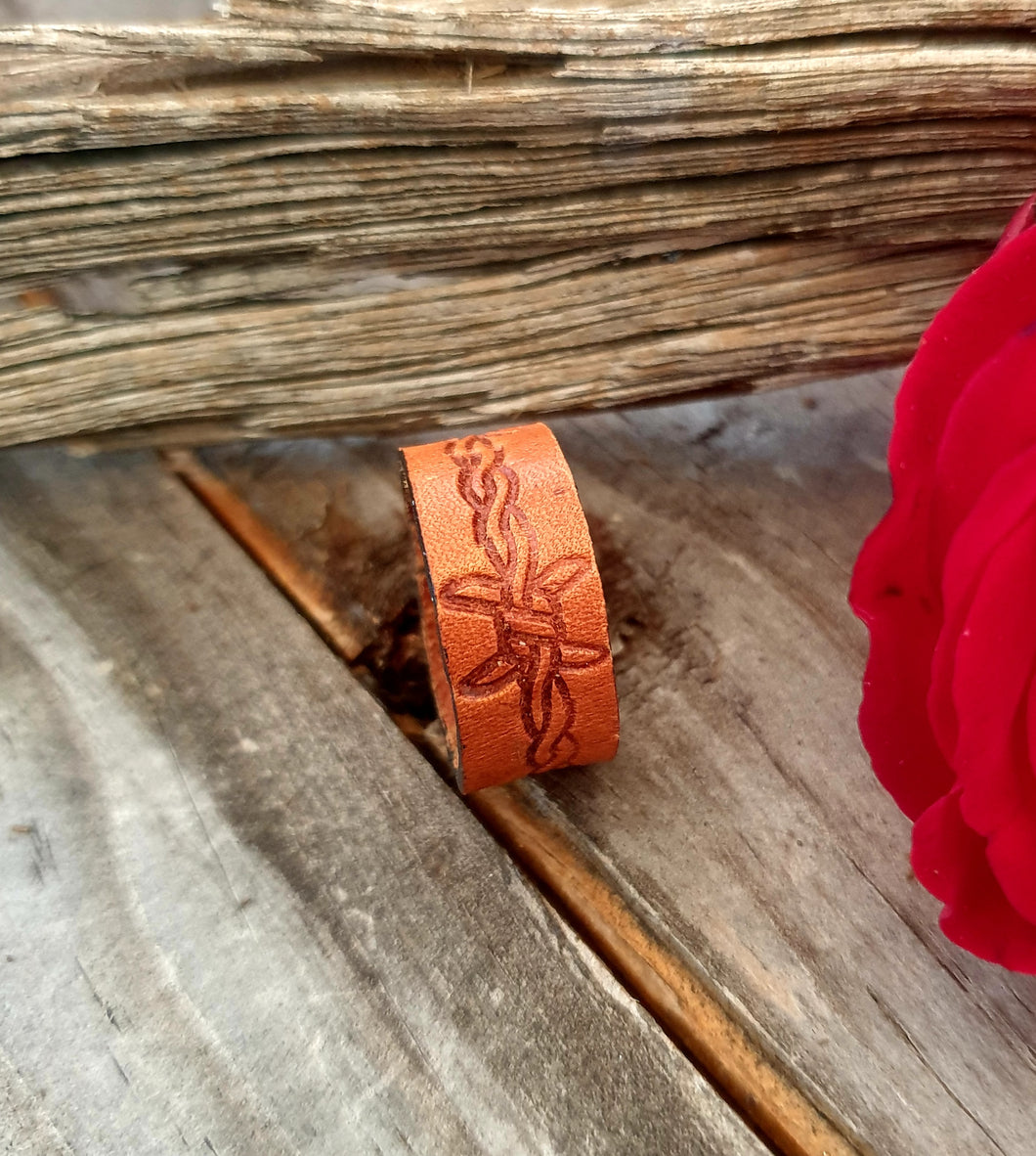GENUINE LEATHER RING- 000207R