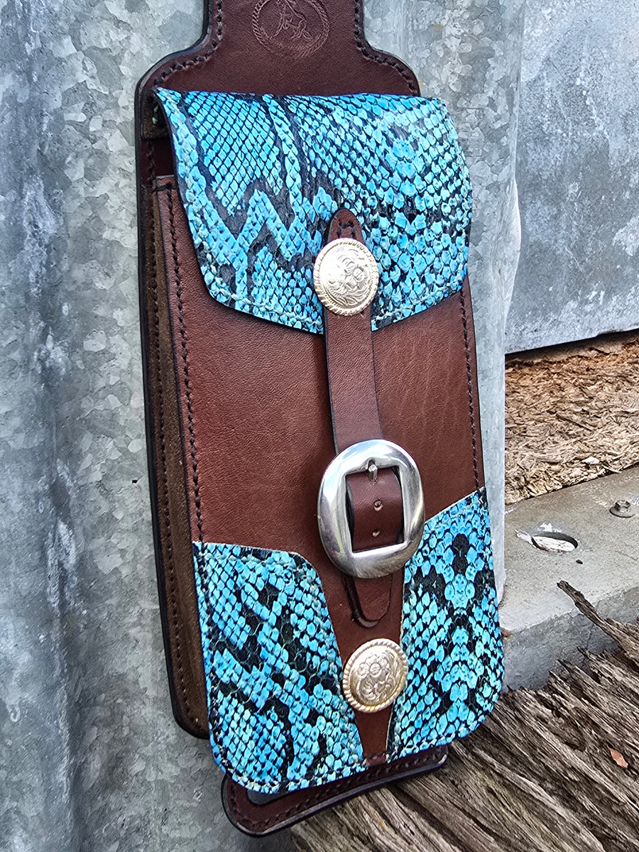 Rear Cinch Pouch - Great for your phone or small essentials – BLUE ROAN ...