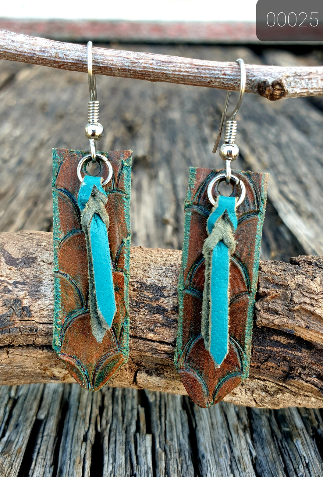 000025 Leather Earrings